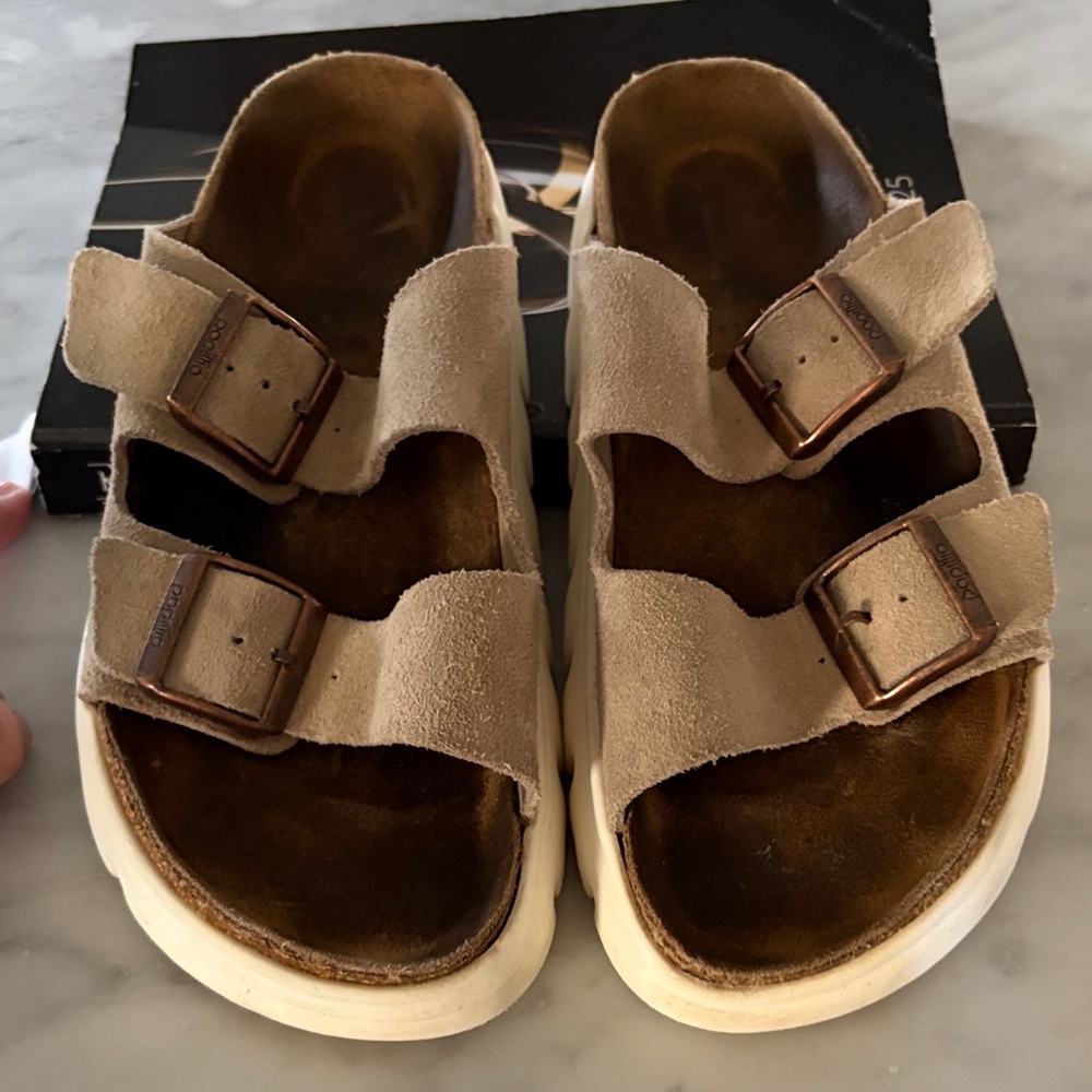 Papillio by Birkenstock Women's Double-Buckle Suede Platform Mules Tan/White - Picture 6 of 9